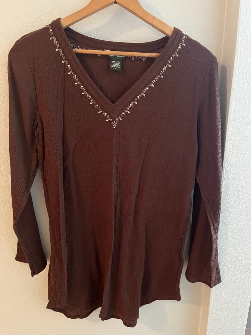 Eddie Bauer 100% Cotton Embroidered, Textured Long-Sleeve V-Neck Tunic in Brown